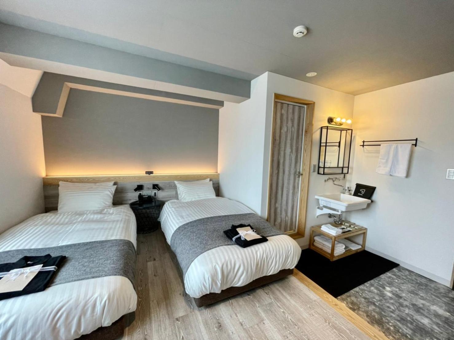 Fukuyama Royal Hotel Екстер'єр фото